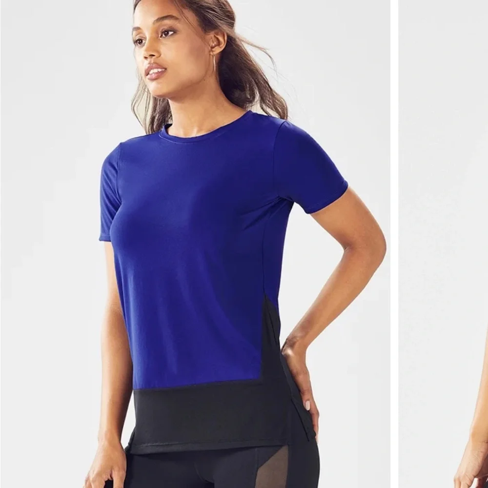 Fabletics Valencia Short Sleeve Tee Top Lightweight Athletic Size Small NWT